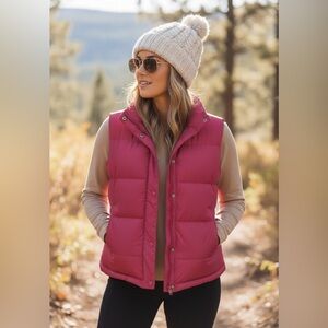 Cabela's Premier Northern Goose
Down 550 Puffer Vest Mauve